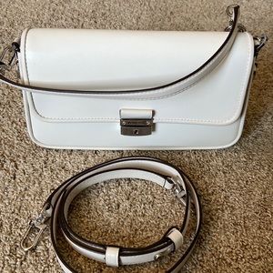 Elegant White Leather Shoulder Bag